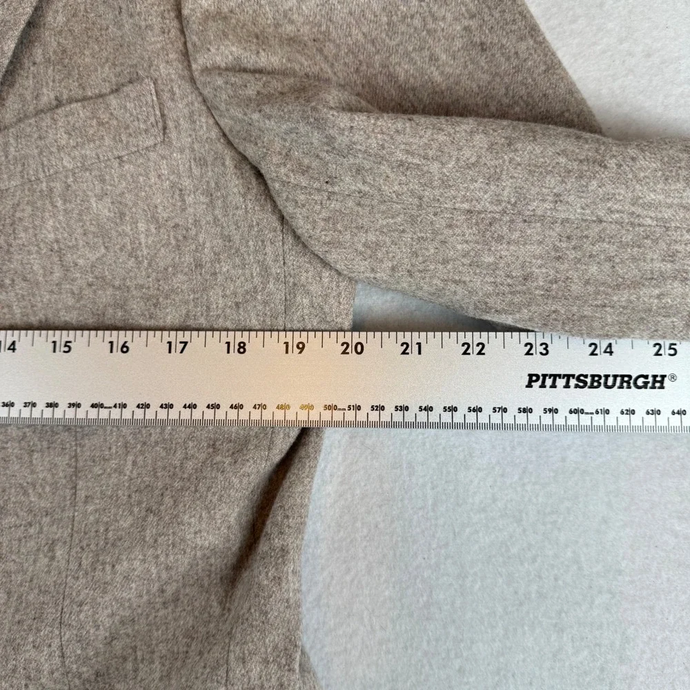 Miltons Don Robbie Paris Mens Oatmeal Tan Two Button Wool Blazer Sport Coat